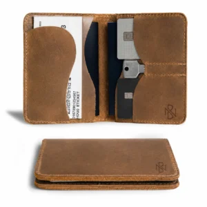 f77e3eb1-9ad1-467e-9395-5ece5d8ec971 Double Passport Wallet with Key Slot