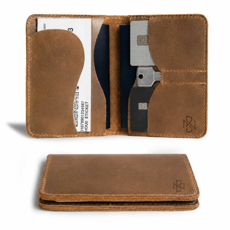 f77e3eb1-9ad1-467e-9395-5ece5d8ec971 Double Passport Wallet with Key Slot